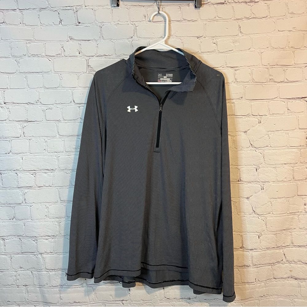 Under Amrour Loose Heat Gear size XL